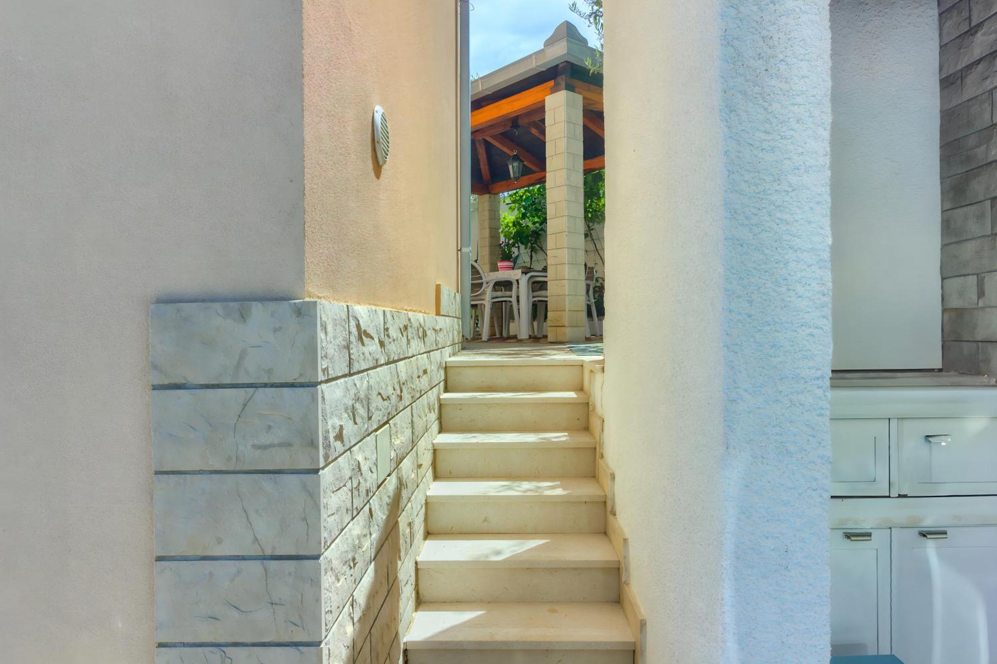 Villa Jela Трогир Екстериор снимка